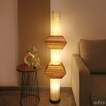 Virutt Floor Lamp